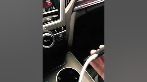 Apple Car Play on Acura MDX 2016 part 1