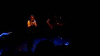 Watch Agua De Annique The Blowers Daughter video