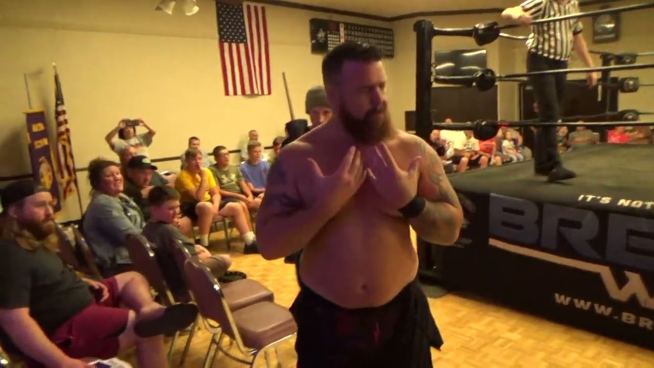 Stacy Shadows vs Brandon Blaze