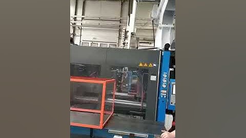 BORUNTE Large Beam Robot for IMM- Taking out Plastic Parts