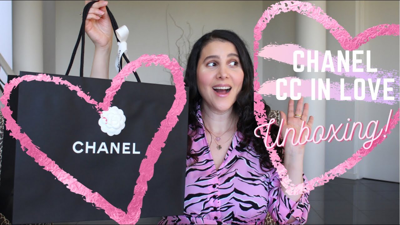 Chanel 22S Heart bag with chain purple lambskin