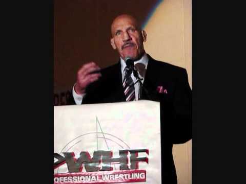 Bruno Sammartino is inducted into the Pro Wrestling Hall of Fame