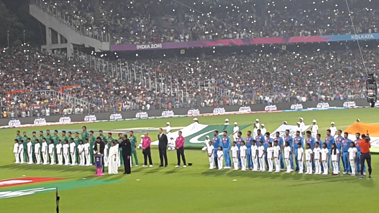 Big B sings National Anthem  Eden Gardens before India  vs  Pakistan t20 match on 190316