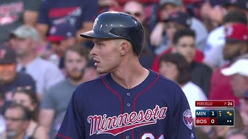 MIN@BOS: Kepler fists an RBI single into right-center