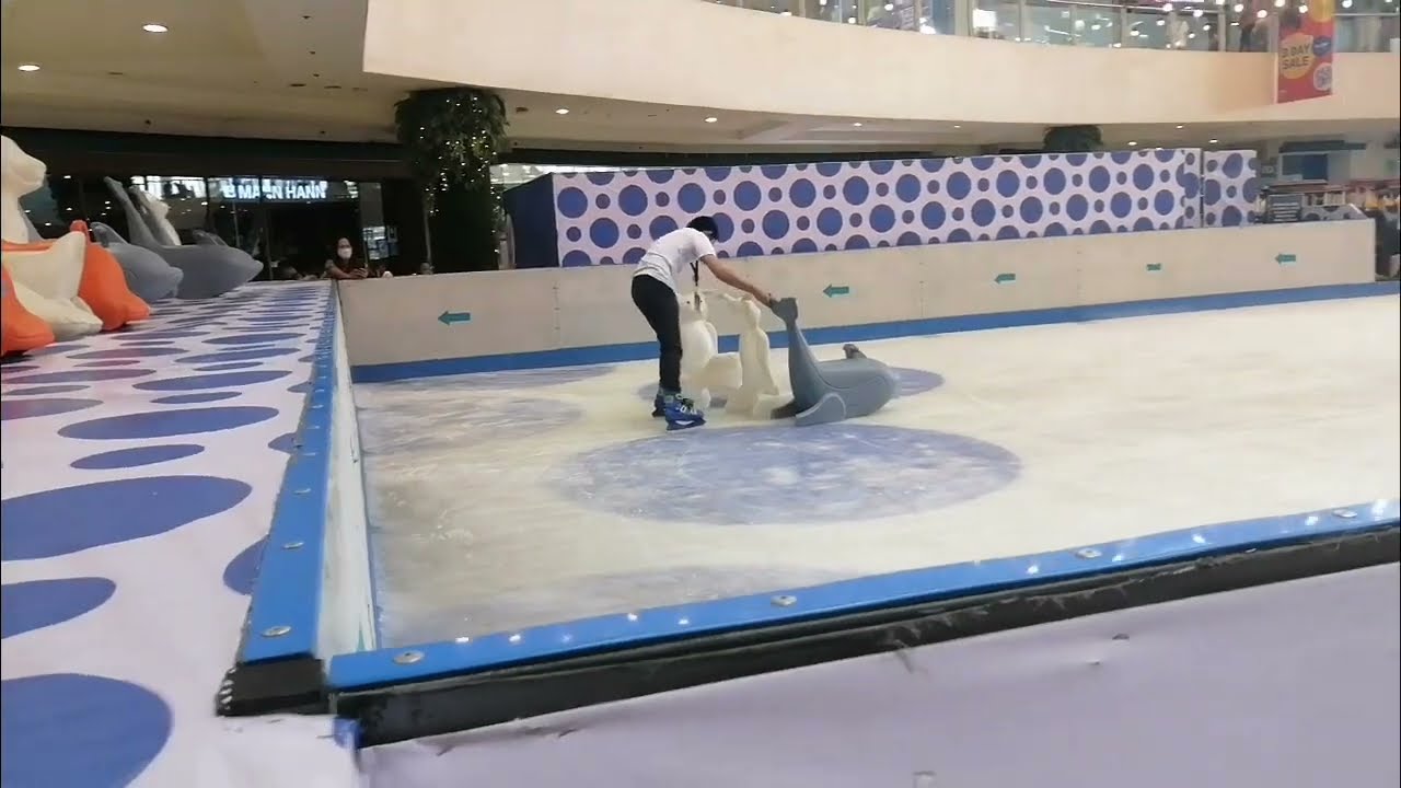 Ice skating fairview/SM FAIRVIEW YouTube