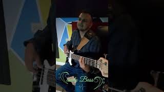 Romeo Santos, Zacarias Ferreira - Me Quedo  BASS COVER FRAGMENTO