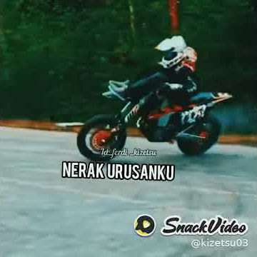 Aksi keren pembalap sepeda motor