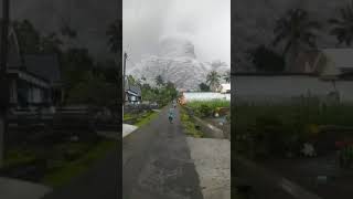 Download Lagu Locals Flee From Massive Mount Semeru Eruption In Indonesia MP3