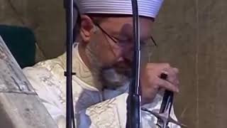 Ali Erbaş Minbere Kılıçla Çıktı. Neden Kılıçla Çıktı Açıklaması