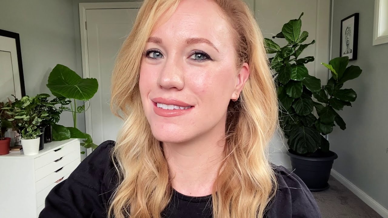 ASH QUINN  Luxe Lips & Lashes with The NATIVES Co.