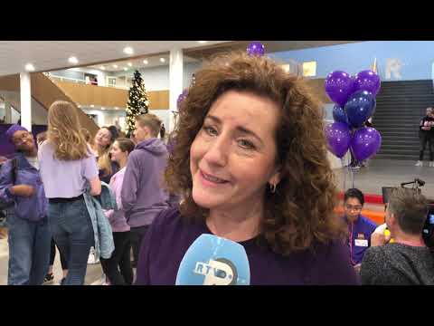 Minister van Engelshoven bezoekt het IJsselcollege in Capelle aan den IJssel