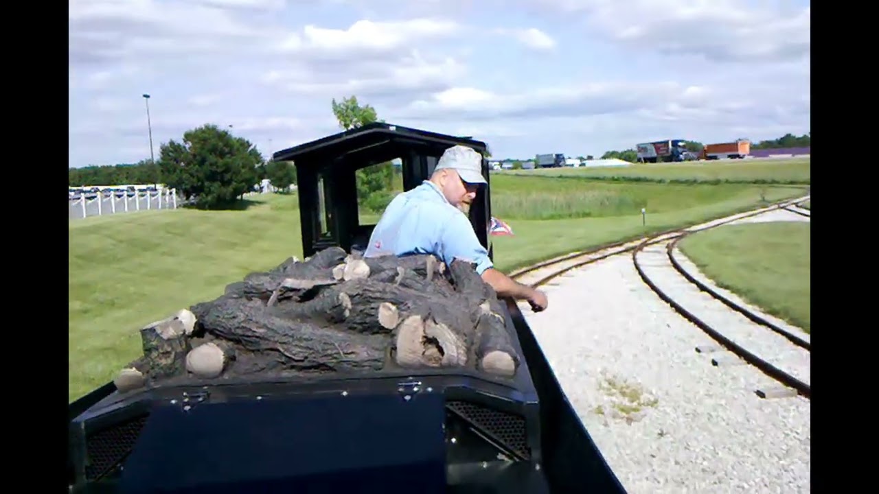 A trip through Lodi Station Outlets Railroad maintenance barn. June 14, 2011.