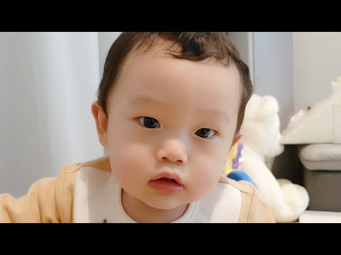 육아템vlog🍼11월달에 산, <strong>13개월아기</strong> 겨울 육아 꿀템!!!!!👶(아기쇼파, 아기장갑, 어린이김, 쫀득토퍼, 아기구름내복, 아기풋워머, 아기특양면내의)