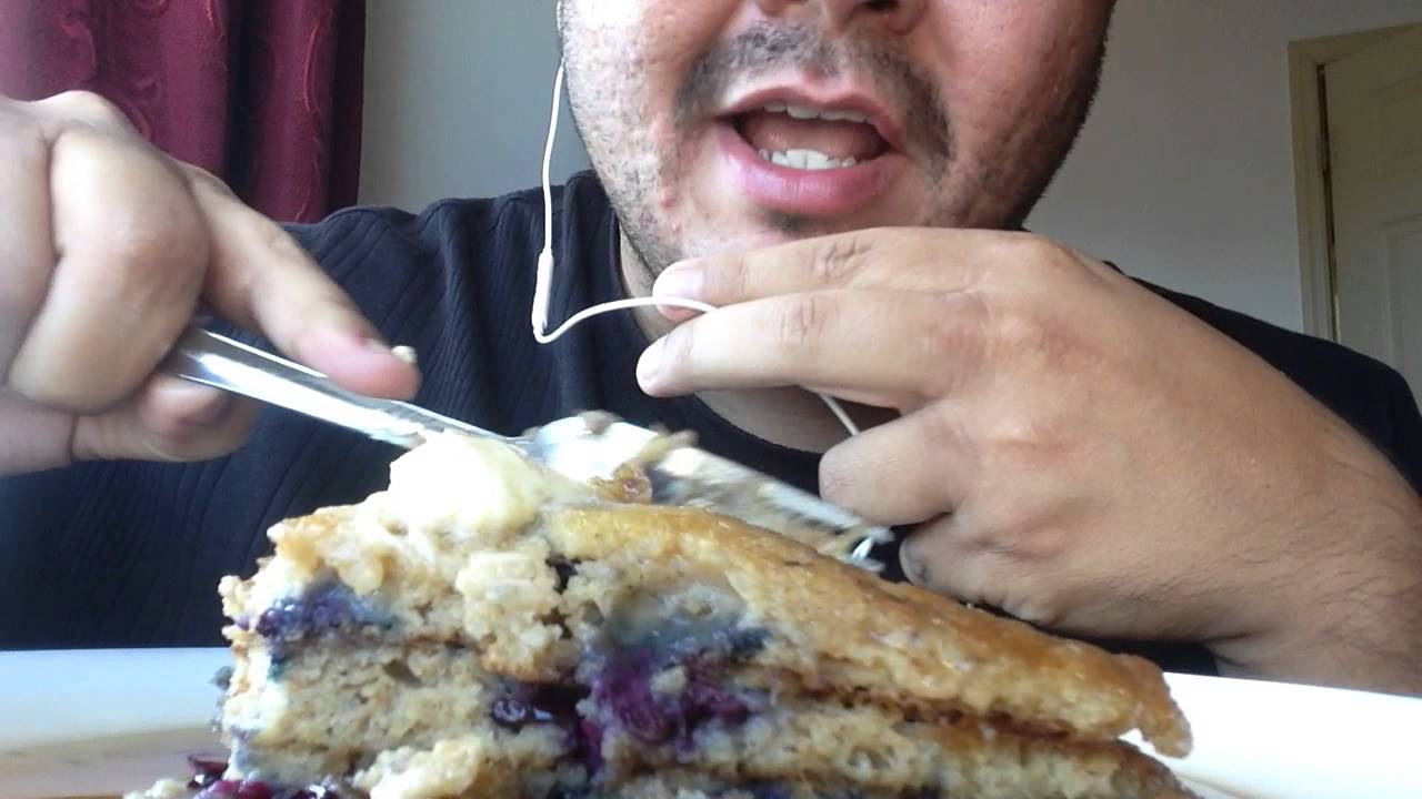 What's 9+10? Asmr #21 you stupid! No I not. Jaja!! Blueberry pancakes for breakfast.