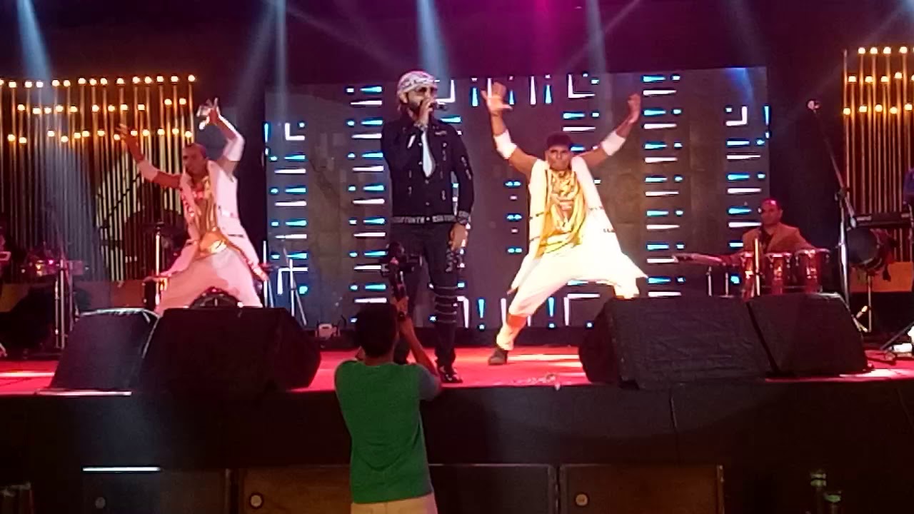 Rafiq shaikh|chaiya chaiya|live performance