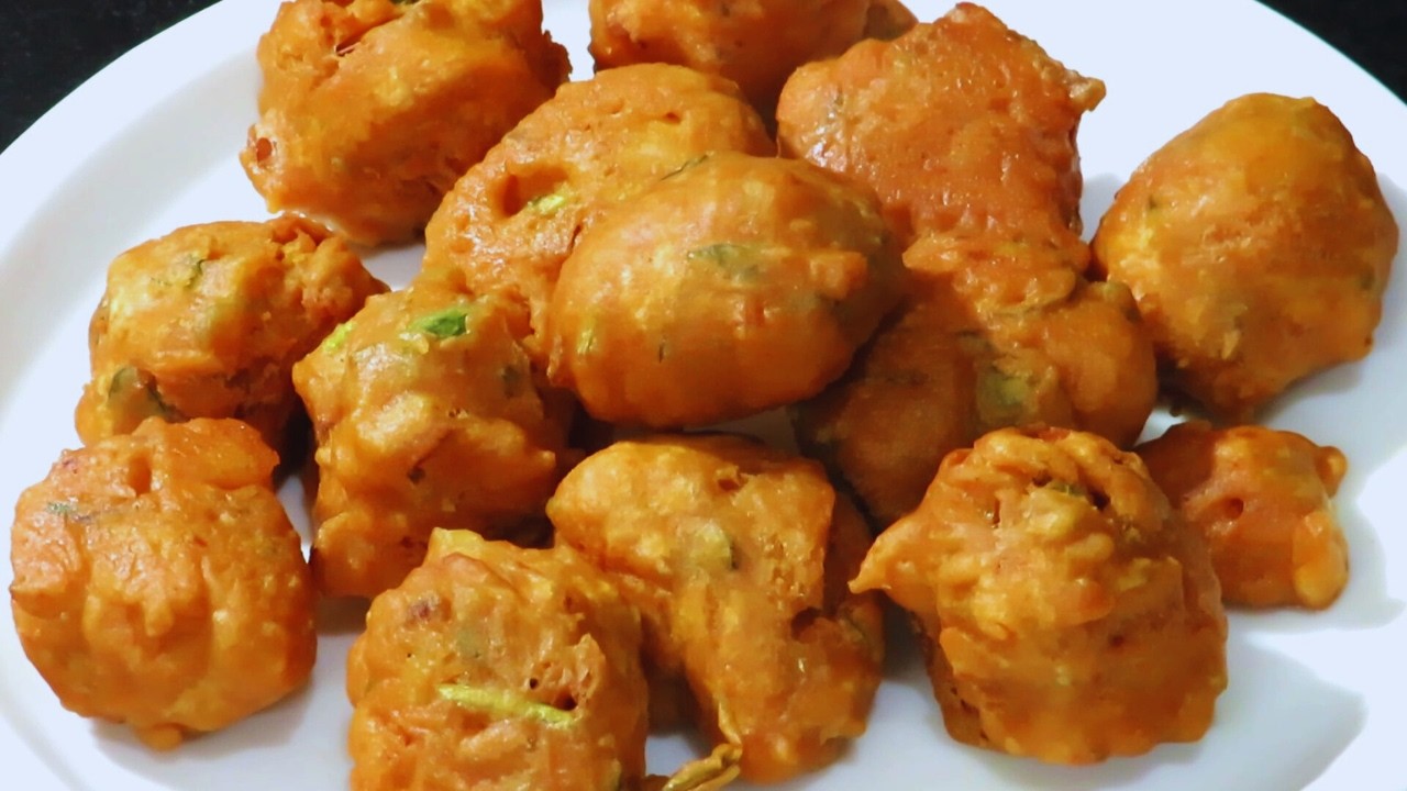 கோதுமை மாவில் வீடே மணக்கும் snacks/Godhumai bonda recipe in Tamil