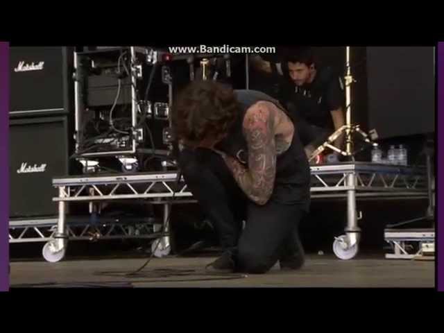 BRING ME THE HORIZON - Chelsea Smile - GRASPOP 2014 class=