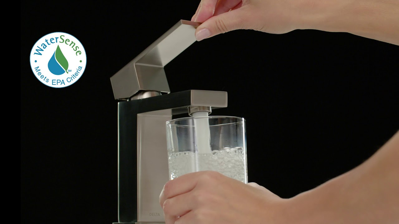 Delta® Ara® Single Handle Channel Lavatory Faucet Video