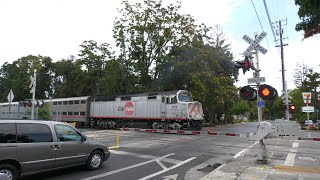 Caltrain Jpbx 4019 North - Oak Grove Ave. Railroad Crossing Menlo Park, Ca