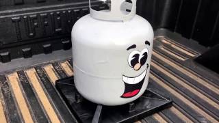 How to transport propane tank to tailgate