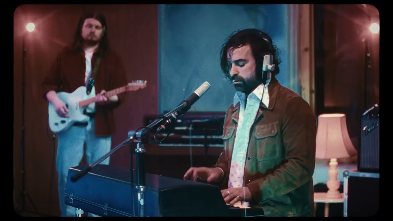 Obejrzyj Later Youth - Enabler (live at 80 Hertz) w YouTube Obejrzyj Later Youth - Enabler (live at 80 Hertz) w YouTube