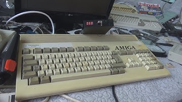 Commodore Amiga 1200 A1200 With Gotek Floppy Emulator Review