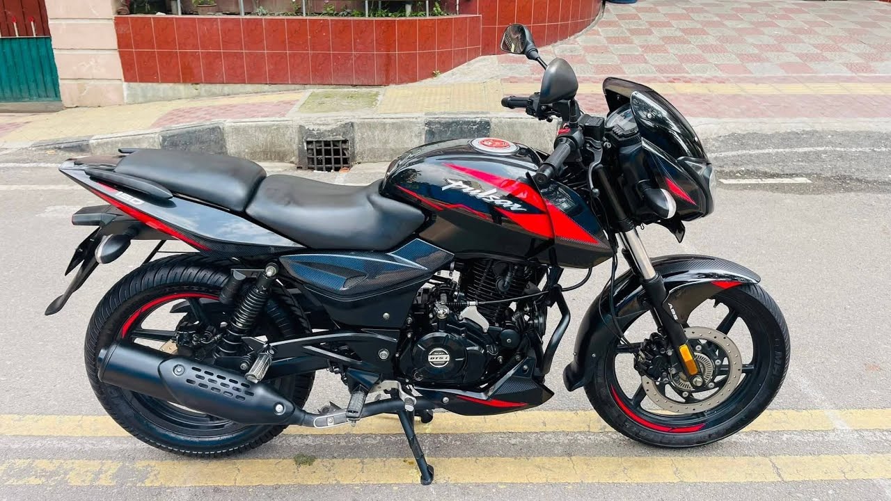 Bajaj Pulsar 150 2022 Black