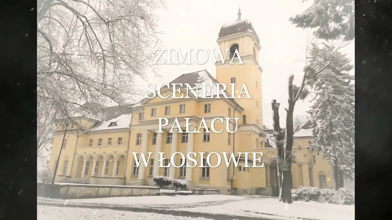 Zimowa sceneria pałacu w Łosiowie - Monika Szczypior