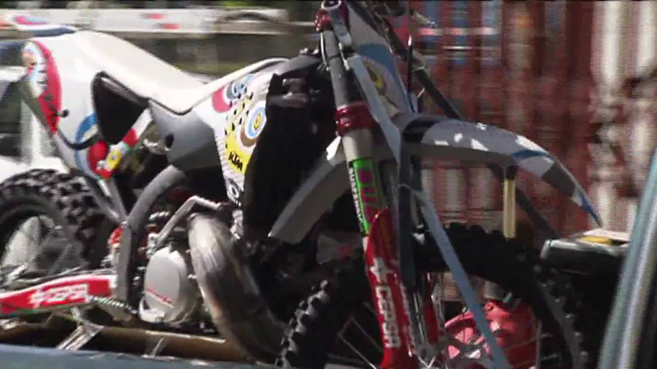 Danny Torres gets new bike for Red Bull X-Fighters Mexico 09