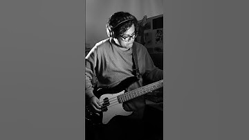 Thumbnail of Iggy Pop : The Passenger [Bass Cover]