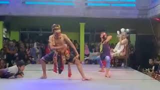 Tari Gondosuli, setory wa keren