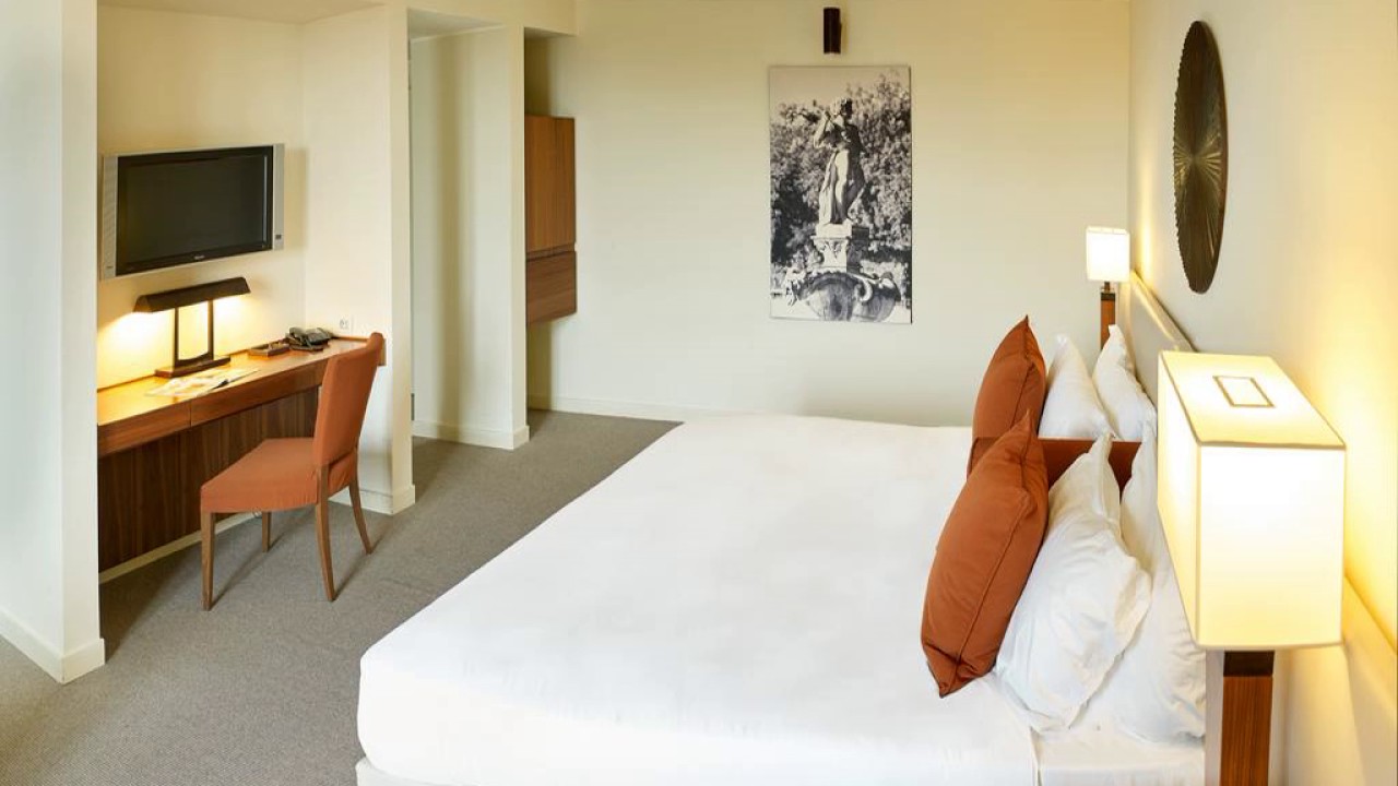 Radisson Blu Hotel Milan Milan Italy YouTube Radisson Blu Hotel Milan Milan Italy YouTube