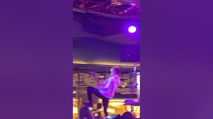 nov5 ,2022 my sharona mike bon, kjm bar360 newport