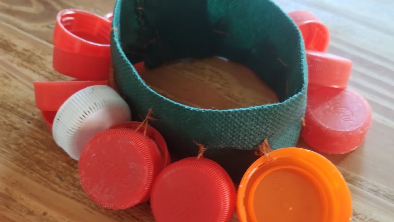 Chas Chas con elementos reciclados - YouTube