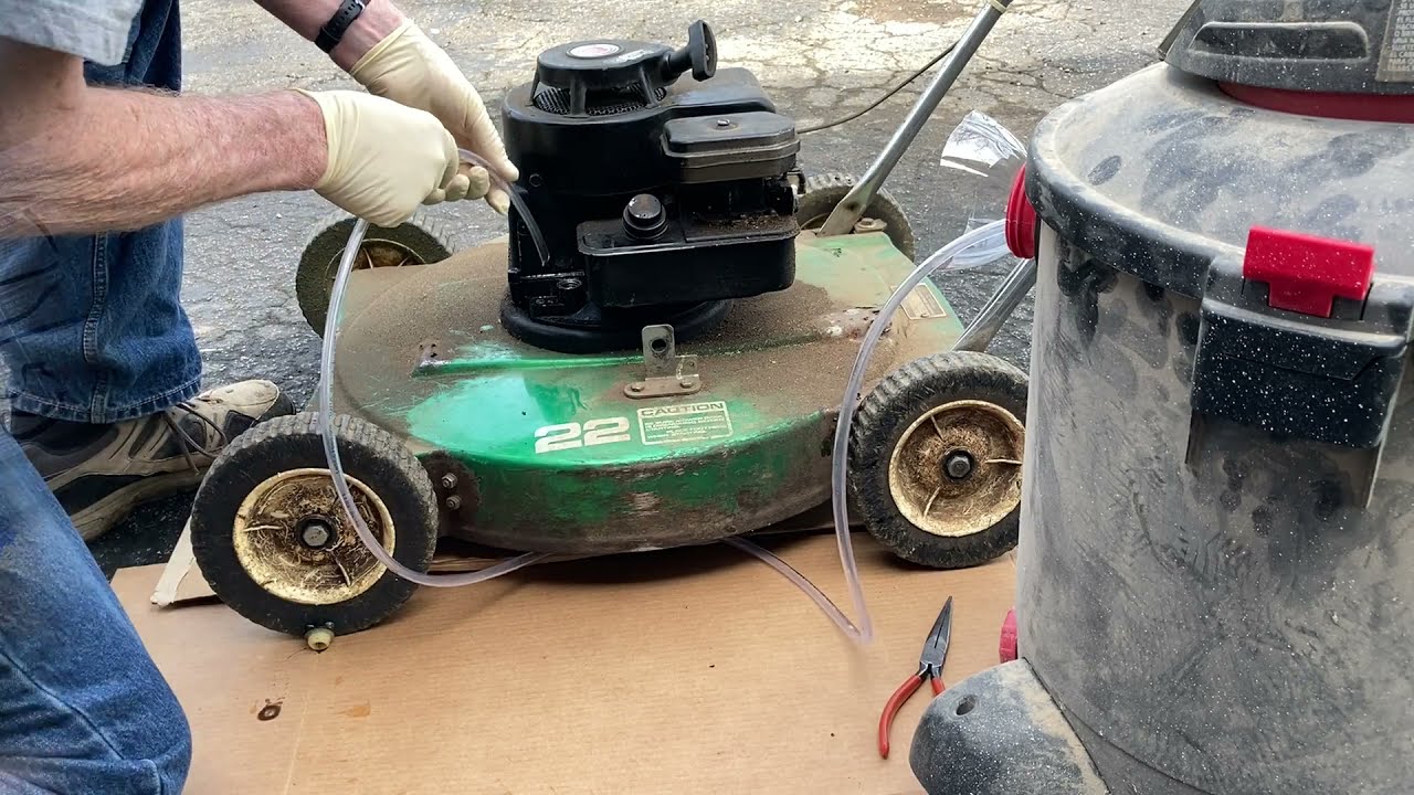 Lawnmower oil change with a shop vac