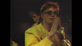 Devo - Live at The Starwood - Praying Hands (October 10, 1978; Incomplete; 59.94fps; 24-Track Audio)