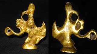 26,450 BC Years Old Kalpa Vigraha The Oldest Idol Ever Known To Mankind?
The Kalpa Vigraha is a small crude brass idol weighing about 47.10 gms depicting a deity resembling the Hindu god Shiva seated on one knee, a serpents hood forming a canopy above the head of the idol. In the right hand of the figure was a circular weapon, perhaps the “Sudarshan-chakra” of Hindu mythology. 26,450 BC Years Old Kalpa Vigraha The Oldest Idol Ever Known To Mankind?