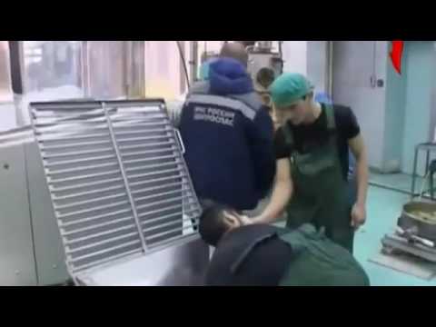 Жесть робочего затянуло в измельчитель