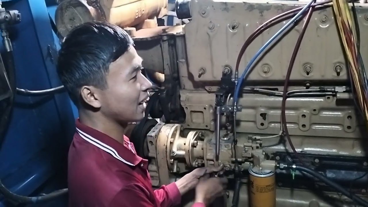 Lộc chỉnh máy Cummins big cam 350 sà lan