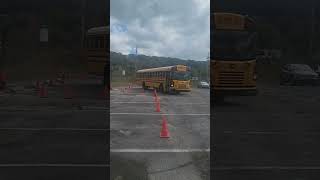 Parallel parking a Blue Bird school bus screenshot 4