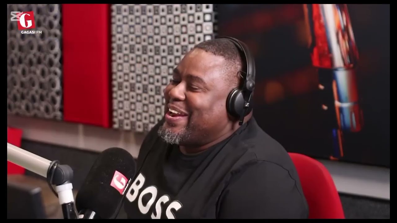 Ukhale izinyembezi uLinda Sibiya be4nela uzakwabo from uKhozi fm uZandile Tembe. 