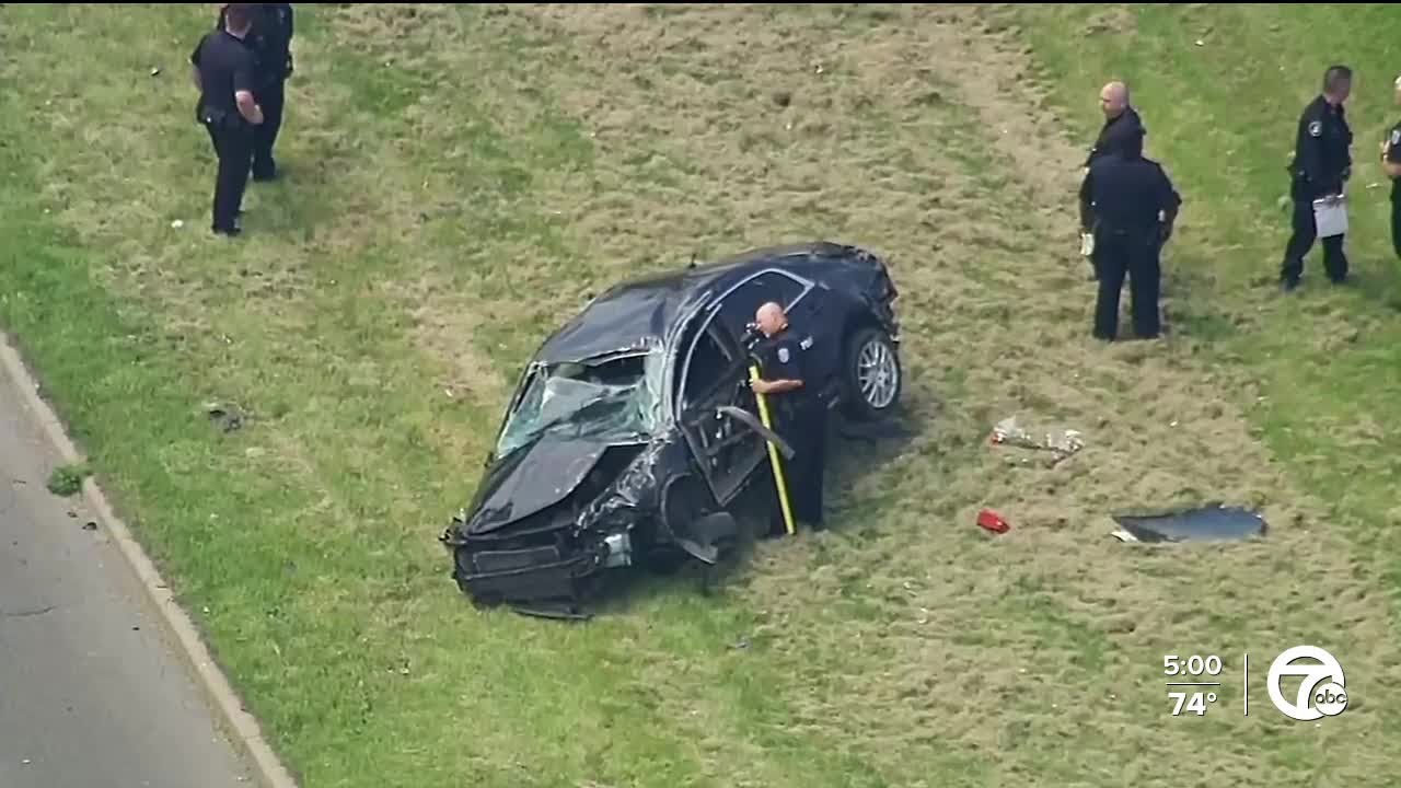 Deadly crash after police chase in Warren - YouTube