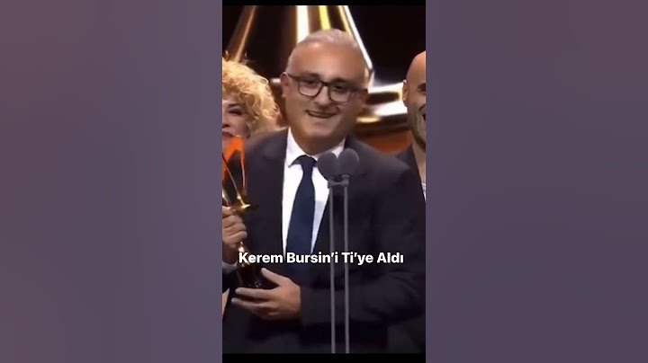 Güldür Show ödül konuşmasını yapan Rüştü Onur Atilla, Kerem Bürsin’in konuşmasını ti’ye aldı.