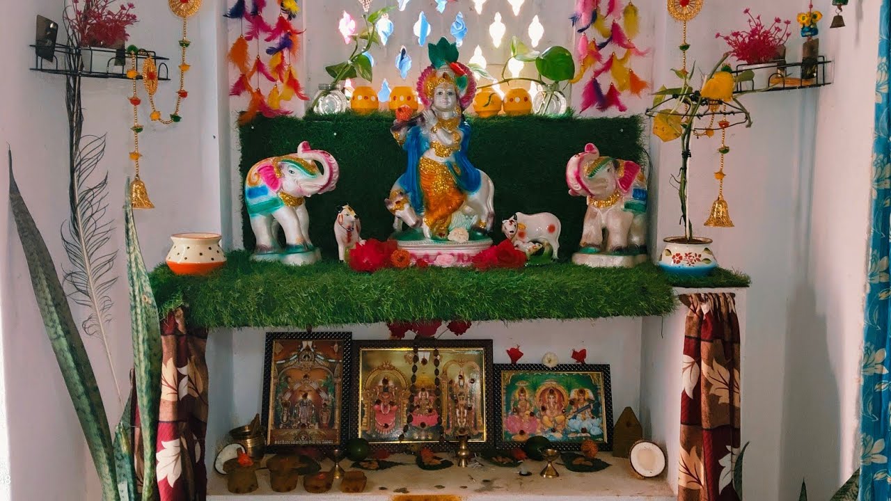 మా కన్నయ్యని అందంగా రెడీ సేశాను #🥰