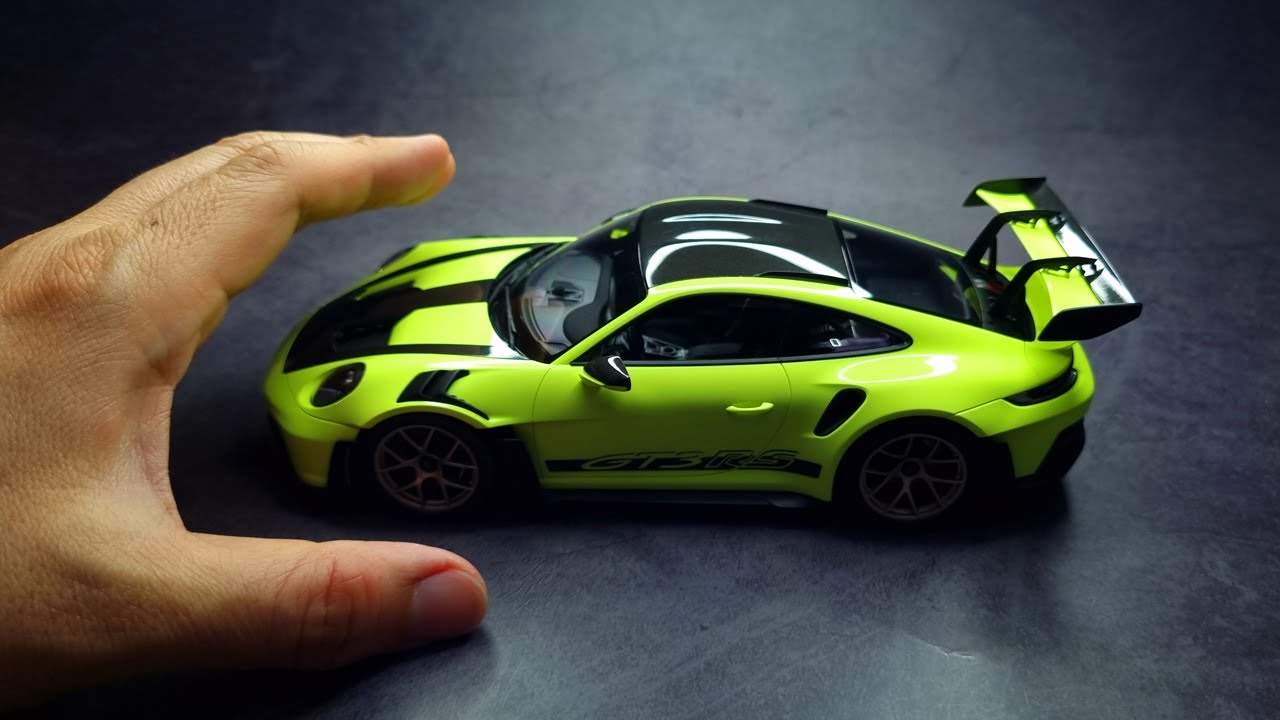 Building 911 GT3 RS TAMIYA 1/24 Scale Model