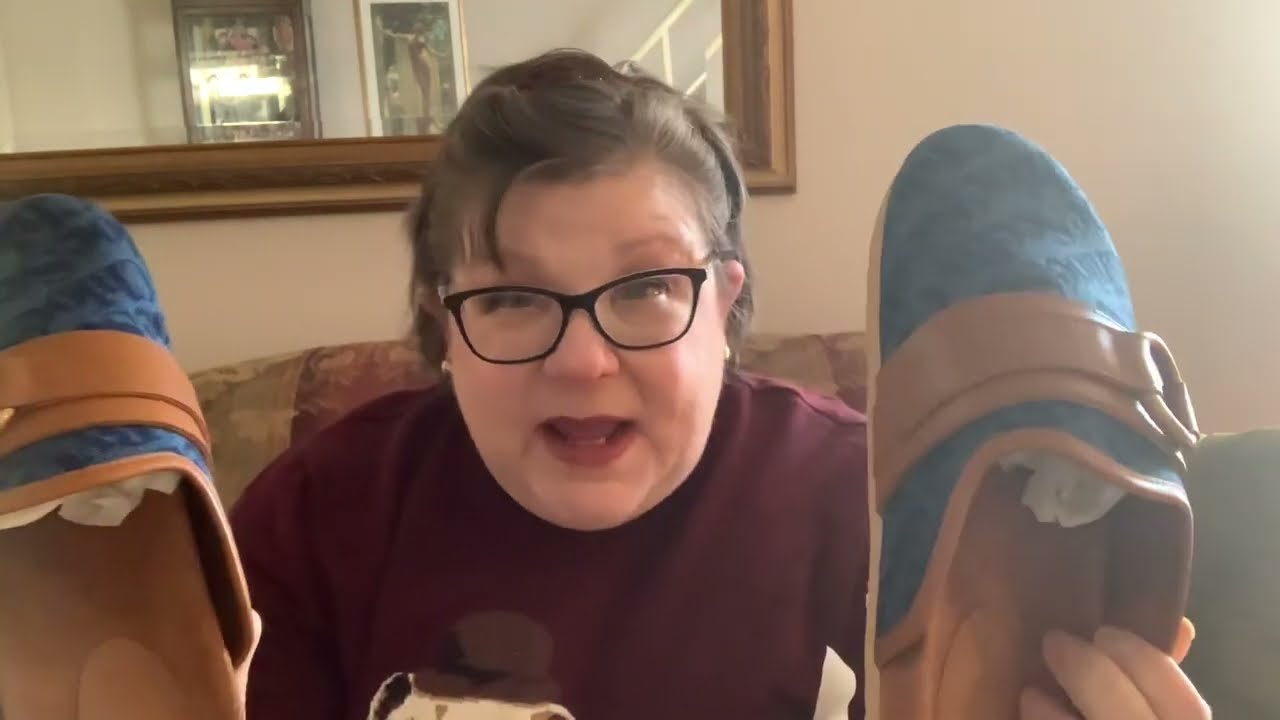 Post Christmas Luxury Deals. See By Chloé Mules, Mansur Gavriel Mini Cloud Pouch