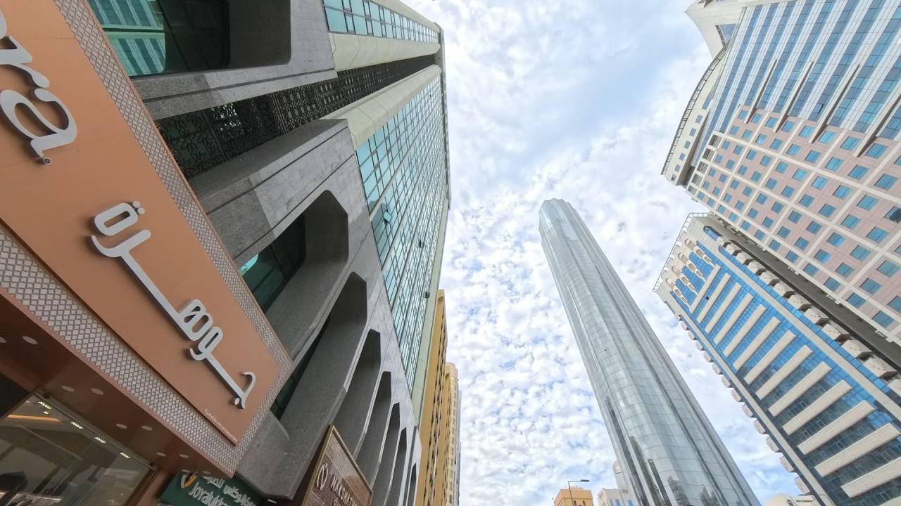 Spacious 3BR Apartment for Rent – Prime Hamdan Street – Family Only – No Commission