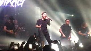 картинка: Ауткаст - Алмазная пыль (feat. Slava Sokolov) [Live] (СПб, 