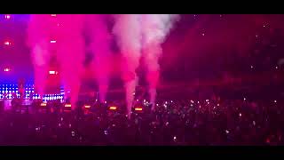 Ce soir ne sors pas ( feat Gims )  - Lacrim - Accor Arena Bercy Paris - 19/02/25