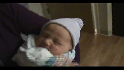 Kevin Matthew Kueny 1 day old